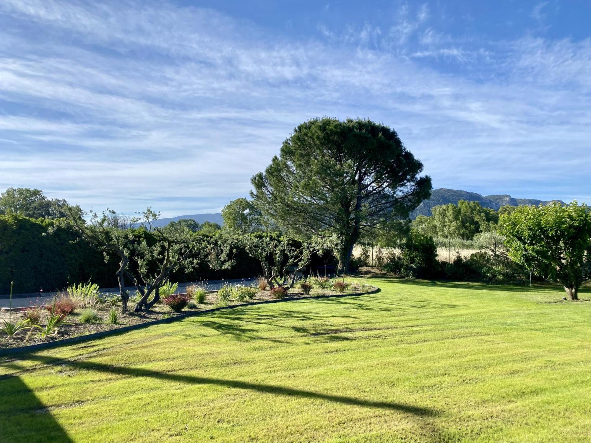 Provencal House With Heated Pool, View Of The Luberon In Robion - Accommodates 12 People. Zewnętrze zdjęcie