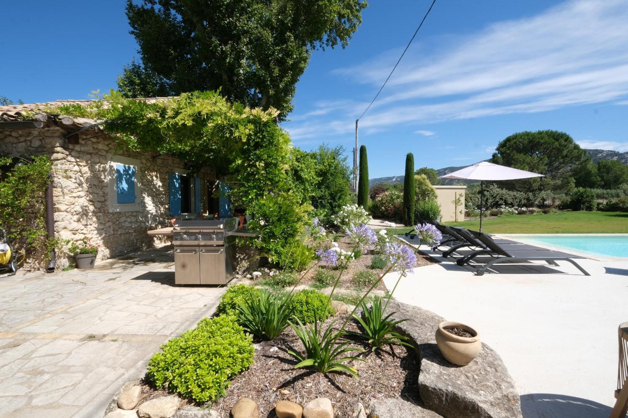 Provencal House With Heated Pool, View Of The Luberon In Robion - Accommodates 12 People. Zewnętrze zdjęcie