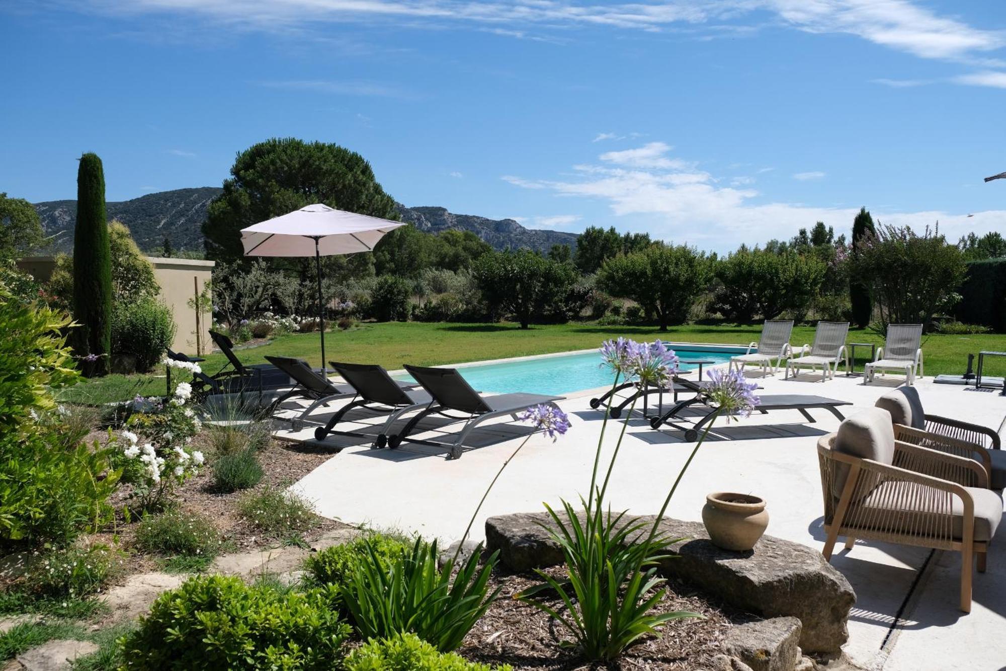 Provencal House With Heated Pool, View Of The Luberon In Robion - Accommodates 12 People. Zewnętrze zdjęcie